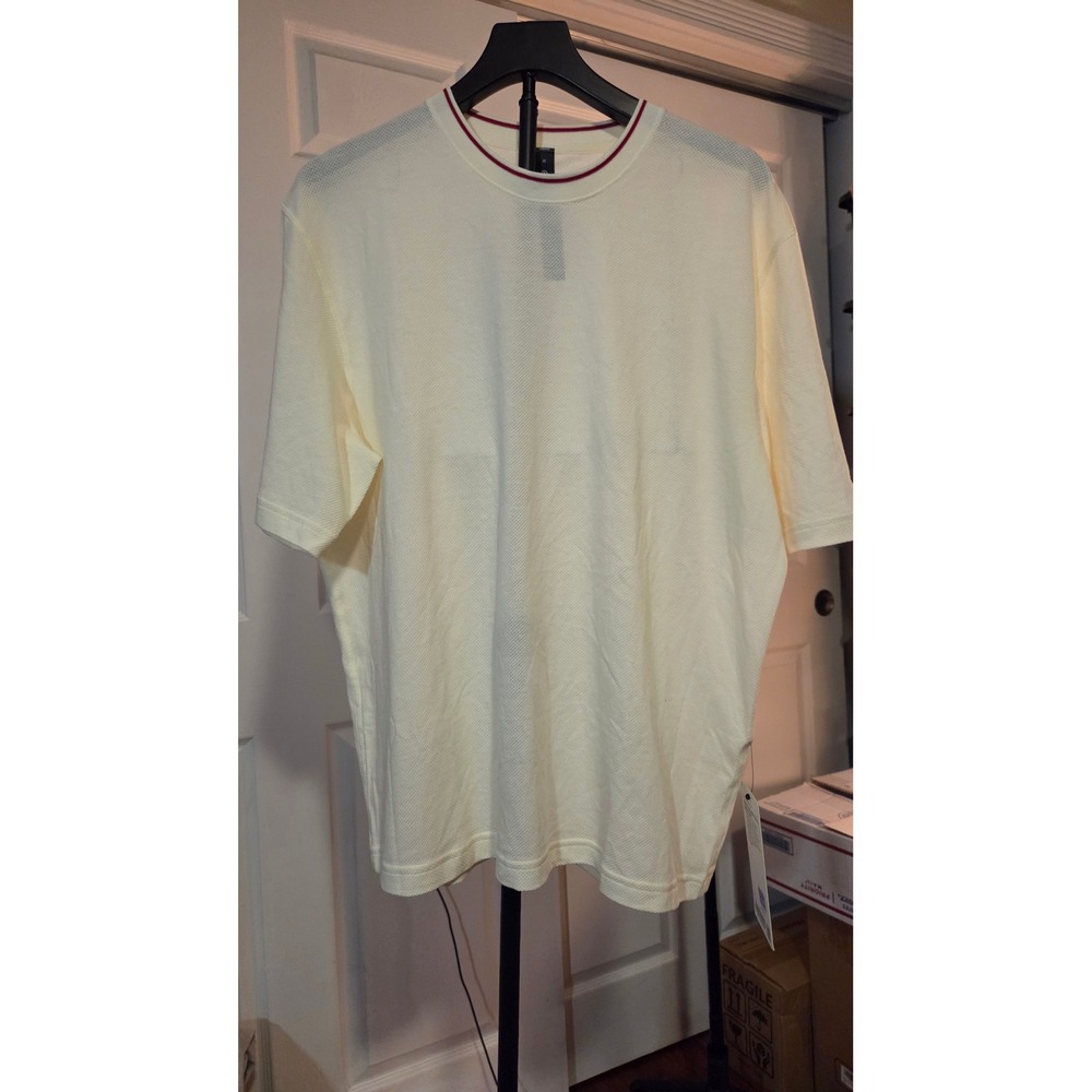 Lululemon Mens Mesh Knit Short Sleeve Shirt Cream White Red Trim Size M NEW